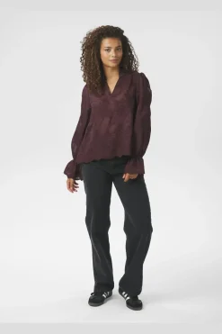 Amara Big Embroidery Blouse 163032