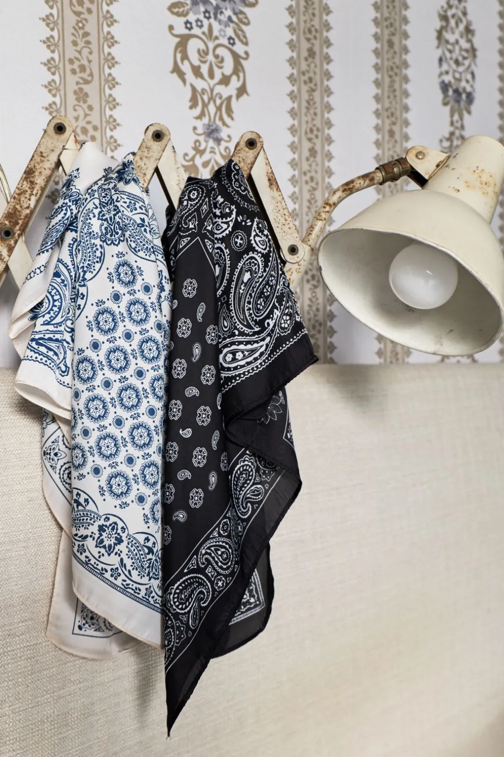 Bctrish Mini Scarf 3654