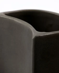 Børste- og sæbeholder, MKDatura, Mørkegrå