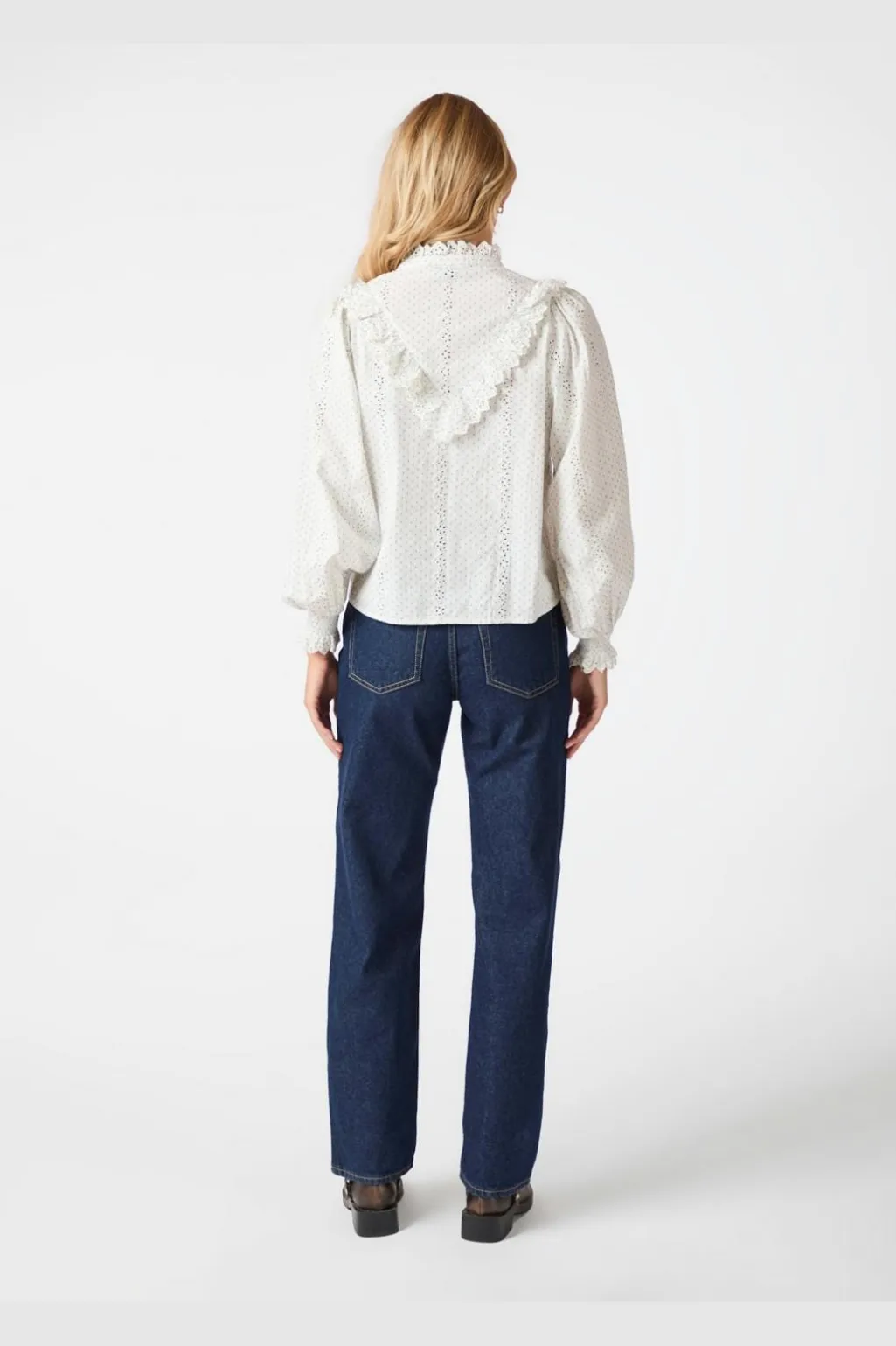 Degas Embroidery Blouse 163440