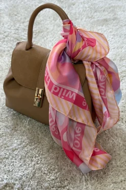 Dina Scarf