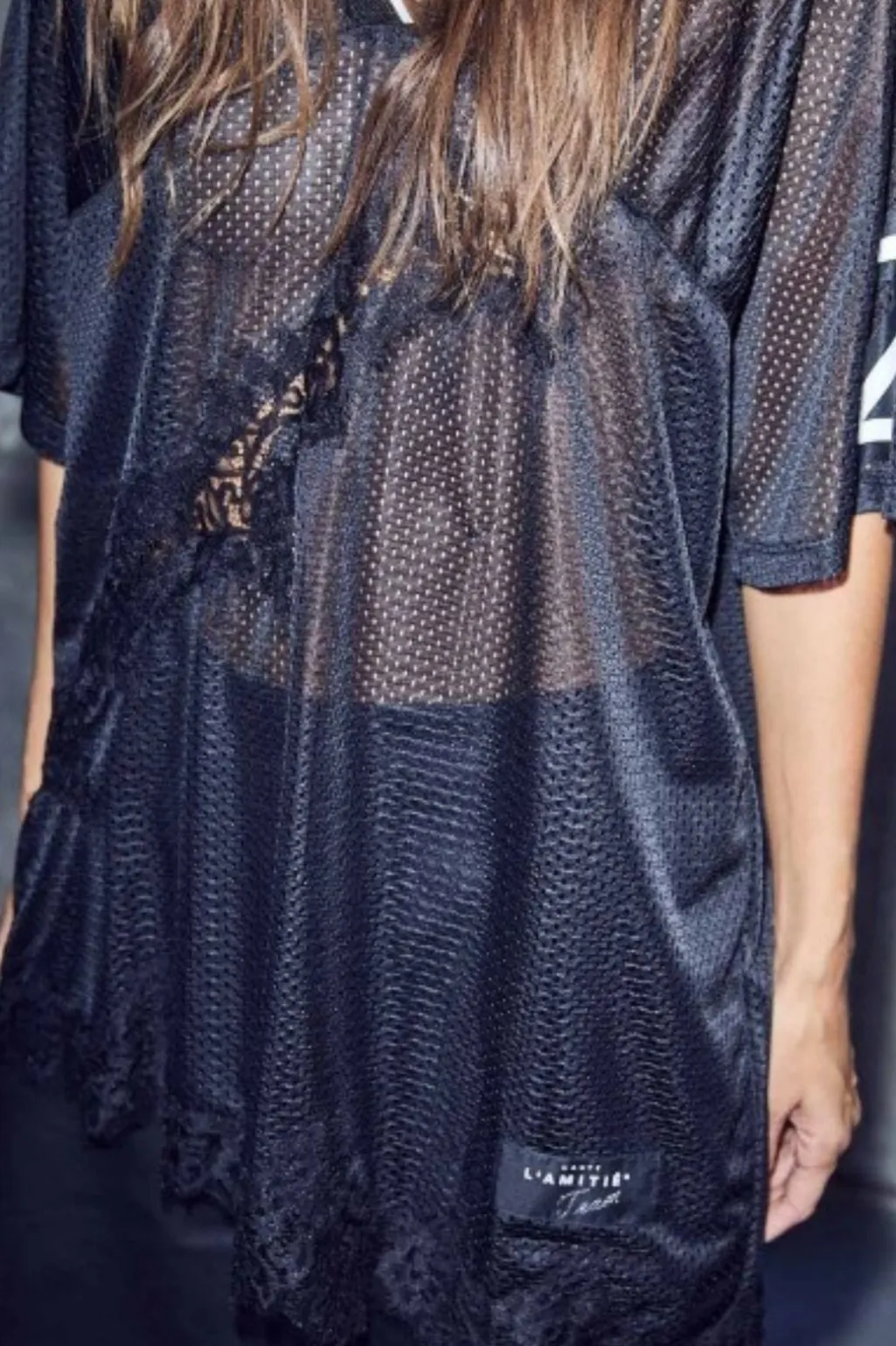 Drift Asym Lace Tee HL10553