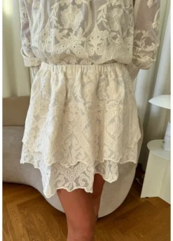 Ellinoric Lace Mini Skirt