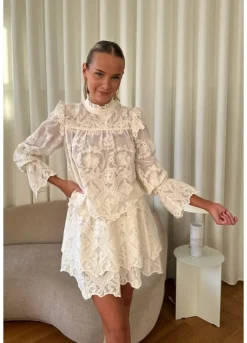 Ellinoric Lace Mini Skirt