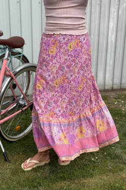 Emma And Klara 156062B