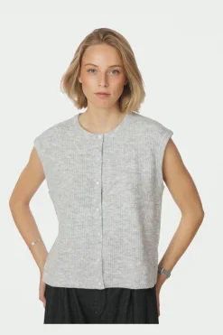 Everest Knit Vest 164870