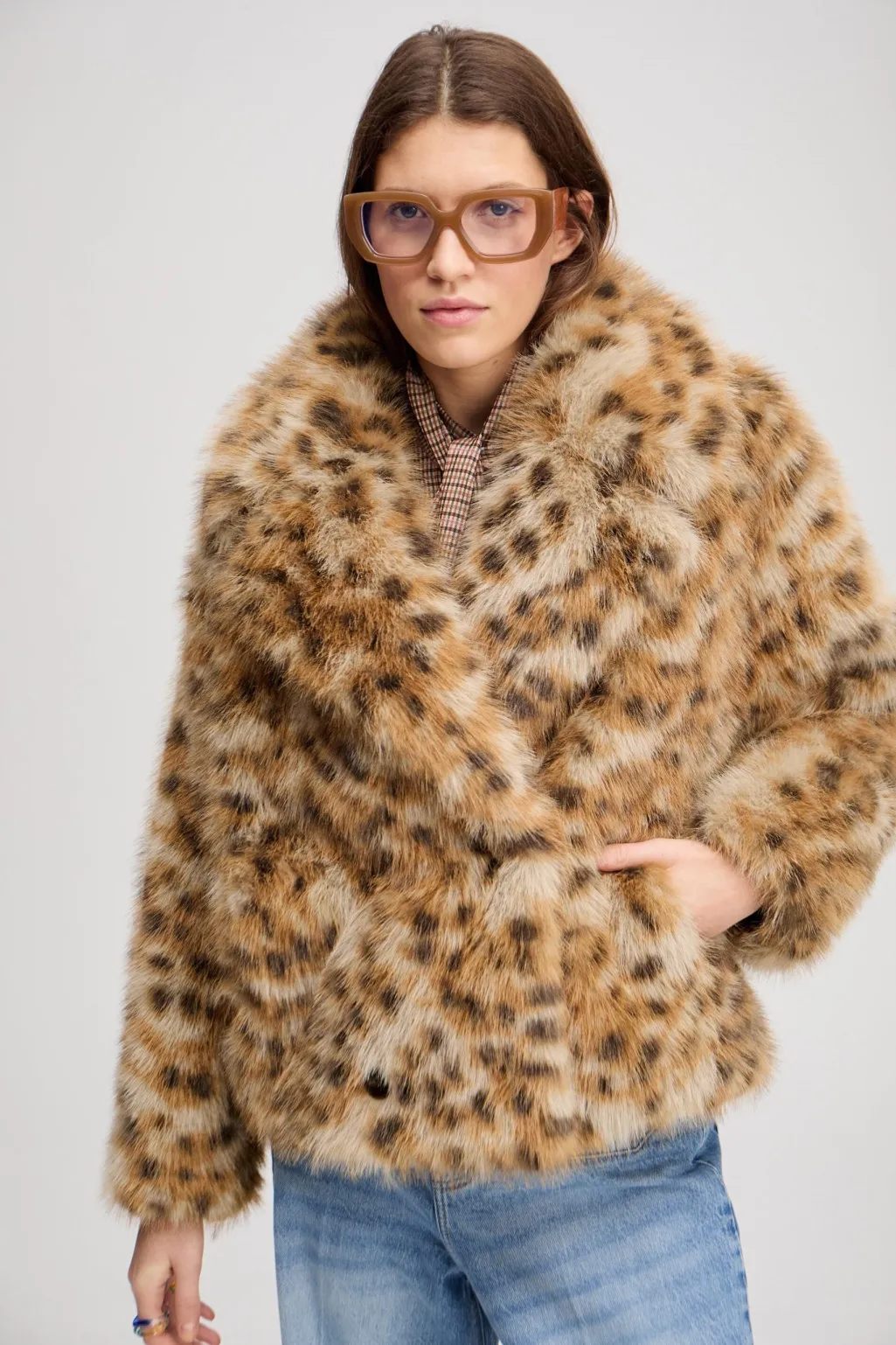 Lestine 253152725343