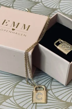 Lock Letters Halskæde
