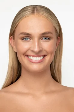 Natural Glow Liquid Foundation Cool Beige 209