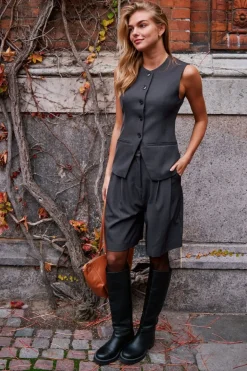 Nika Structure Shorts 164538