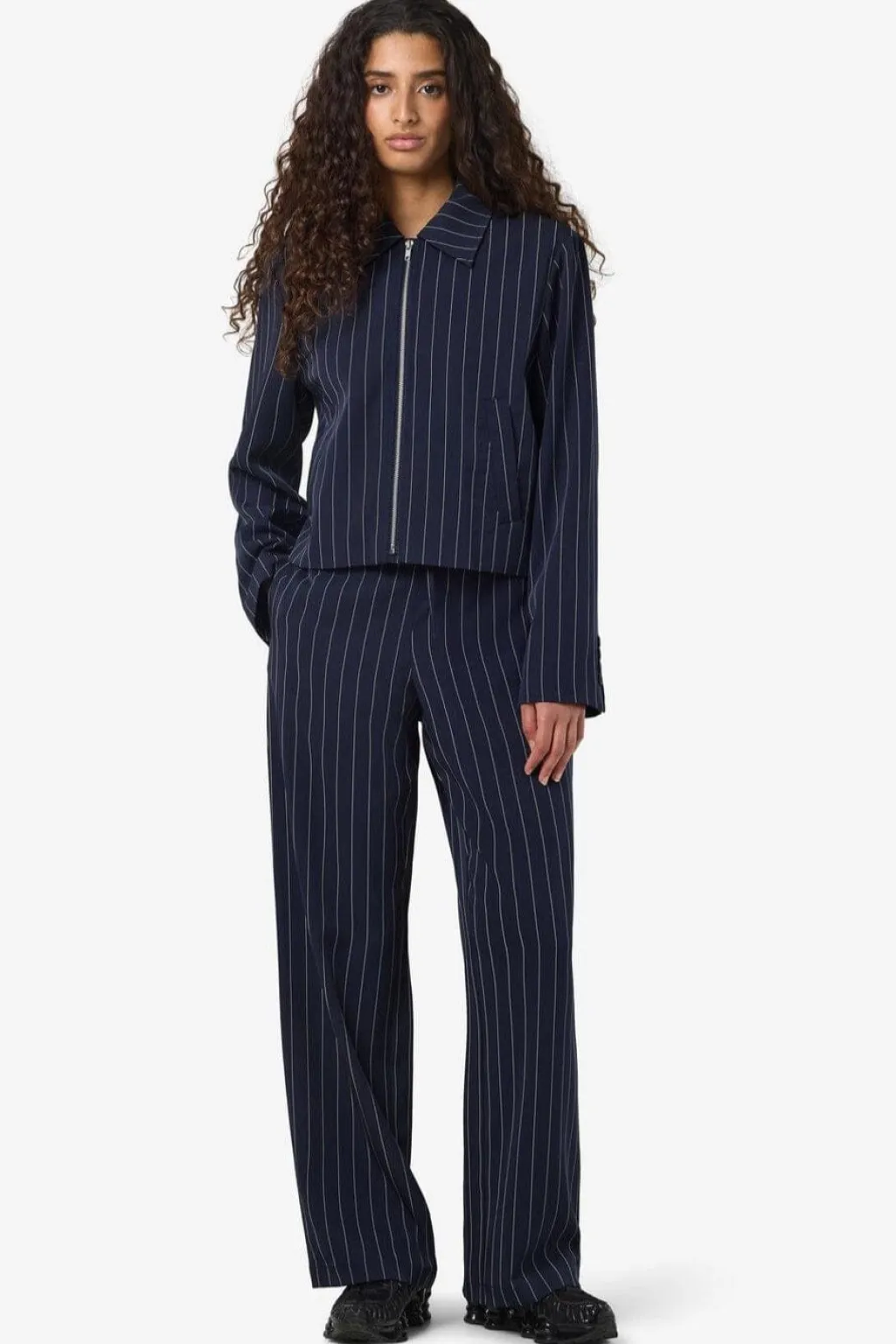 Nmella L/S Pinstripe Jacket Fwd