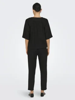 Onlcaro 2/4 V-Neck Linen Bl Top Cc