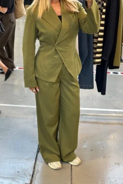 Pcfalka Ls Fittet Pinstriped Blazer