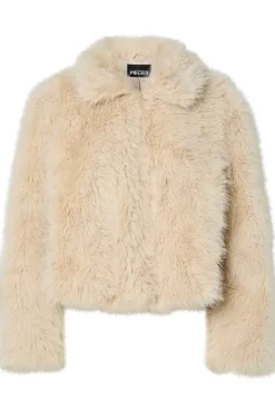 Pcjilla Short Fluffy Jacket