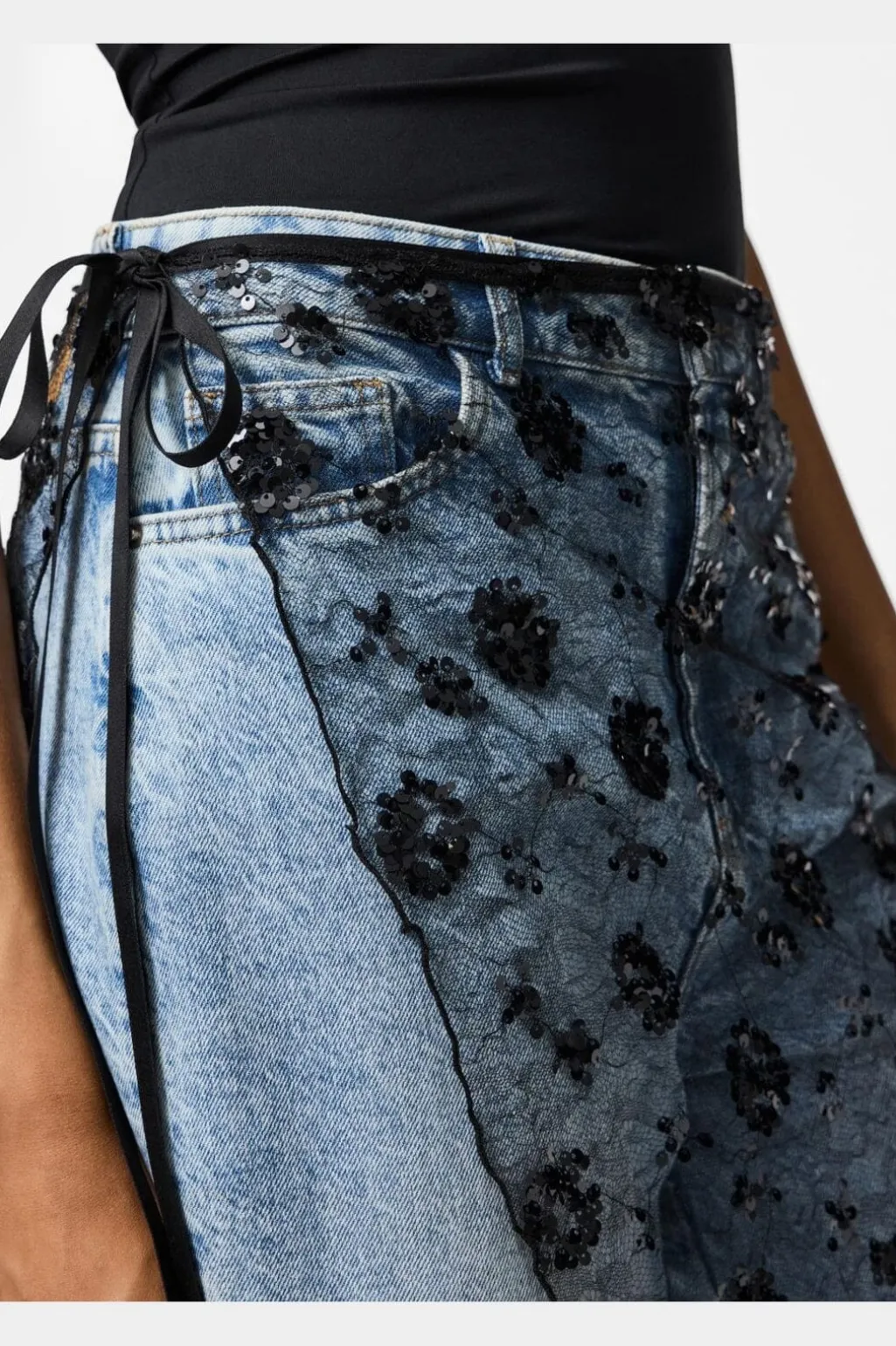 Pcnatasja Lace Sarong