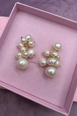 Pearl Drops Earring