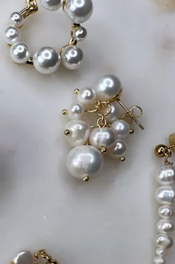 Pearl Drops Earring