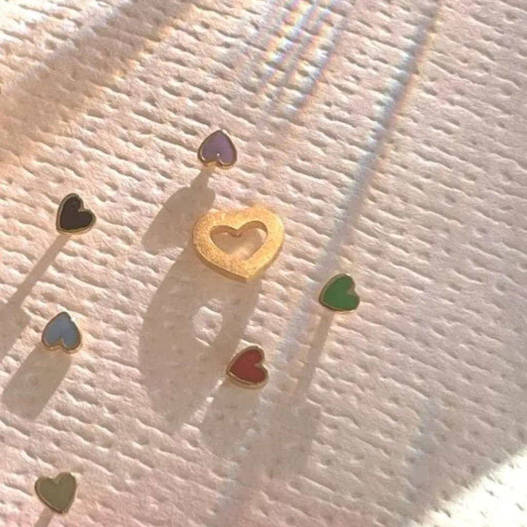Petit Open Love Heart Earring Goldenen
