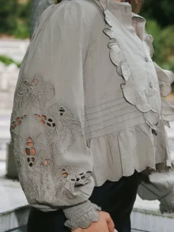 Petrine Embroidery Blouse 161136