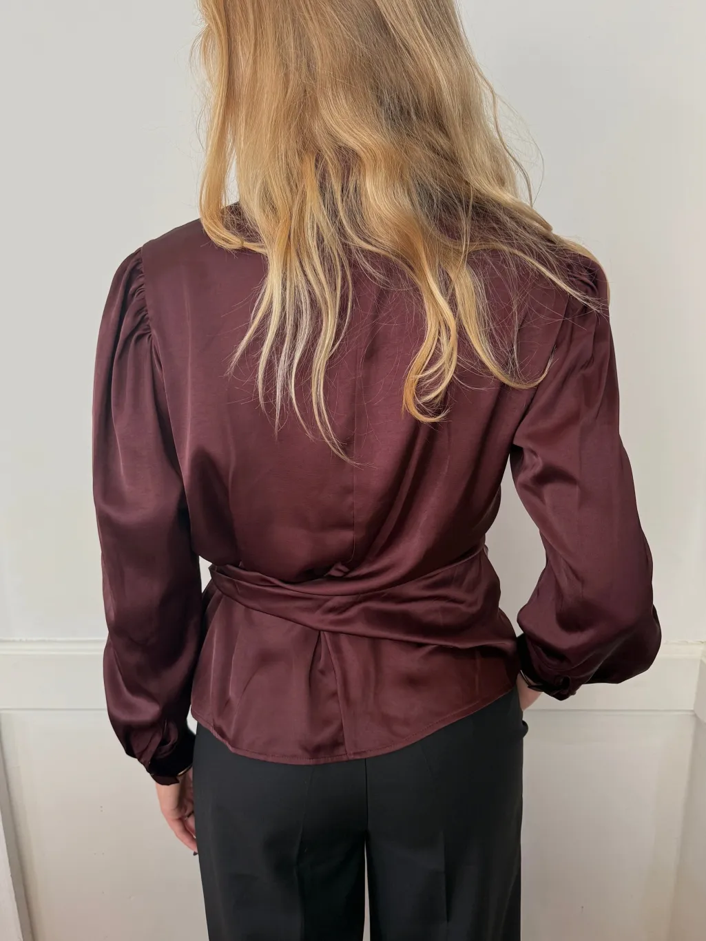 Roseanne Solid 15003