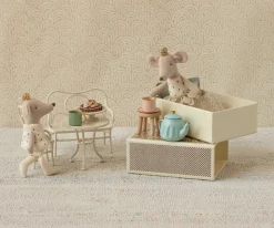 Royale Tvillinger, Lillesøster Og Lillebror I Tændstikæske