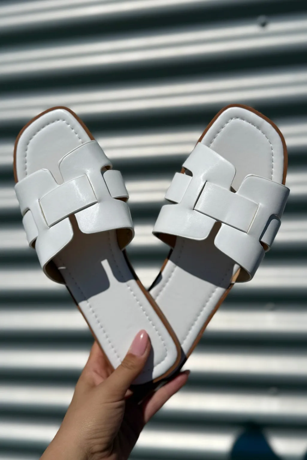 Samira Sandal