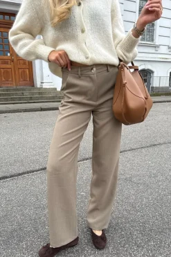 Signatureic Pants A23778