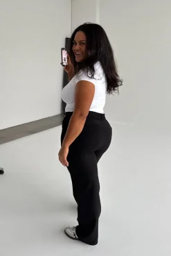 Signatureic Pants A23778