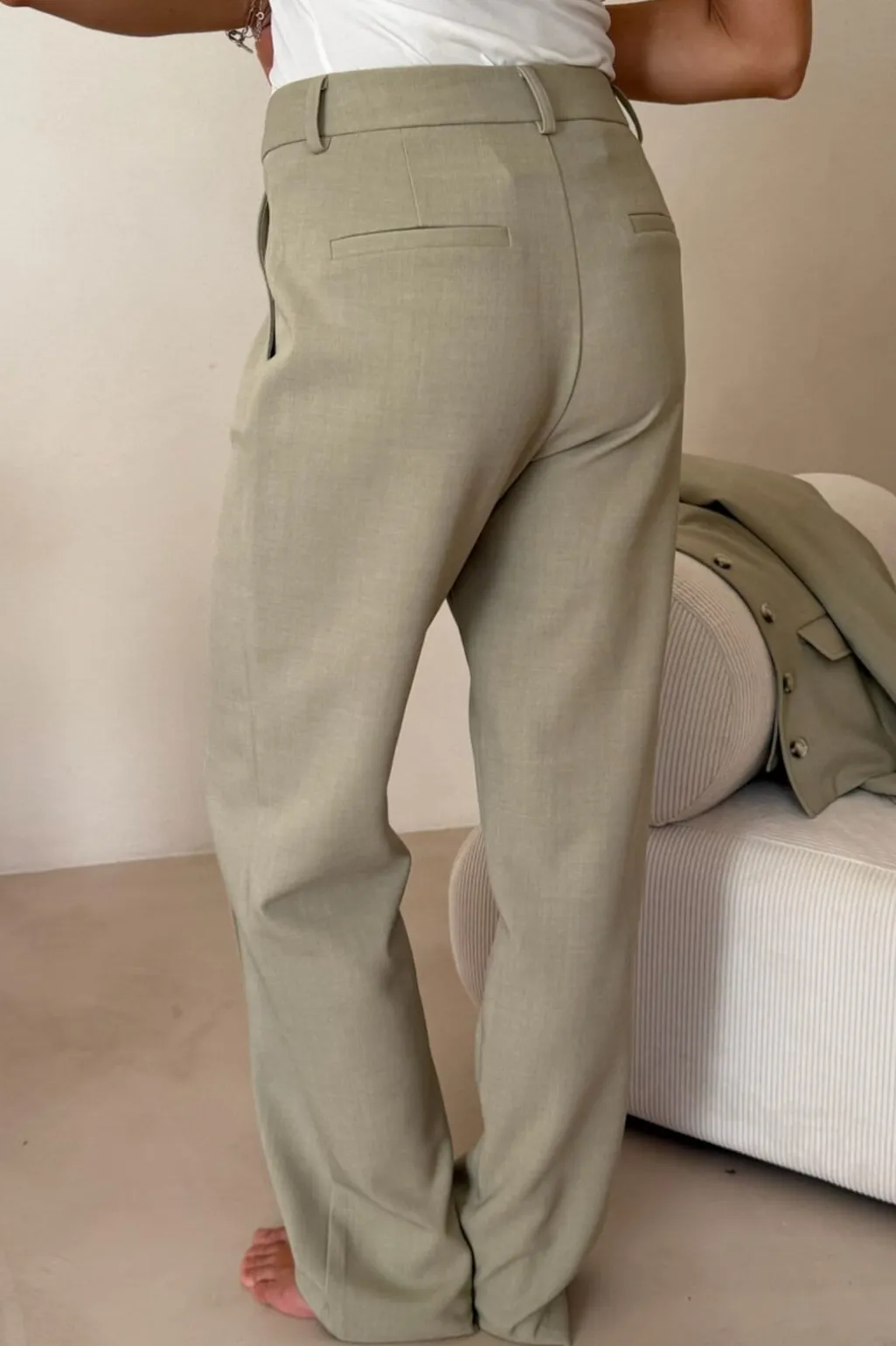 Signatureic Press Pants A23926