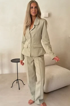 Signatureic Press Pants A23926