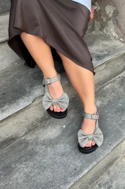 Sky And Diamonds 24 Suede CS8358