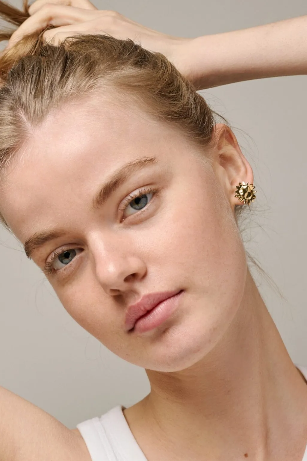 Studs, Large Sunshine E421G