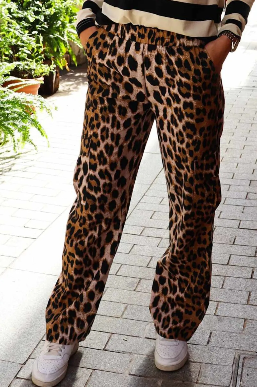 Susan-Wide-Cargo-Pants 22171