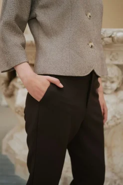 Tasia Suit Capri Pants 163723