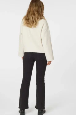 Titan Soft Boucle Jacket 162865