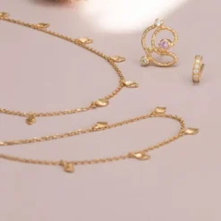 Tout Petit Ile De L'Amour Necklace Goldenen