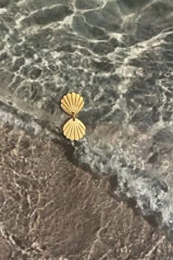 Two Petit Shell Earring