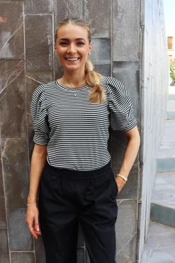 Win Puff Tshirt 22343