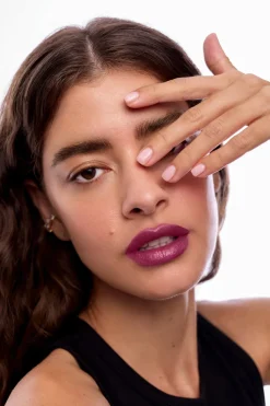 Wonder Blading Lip Stain Masque